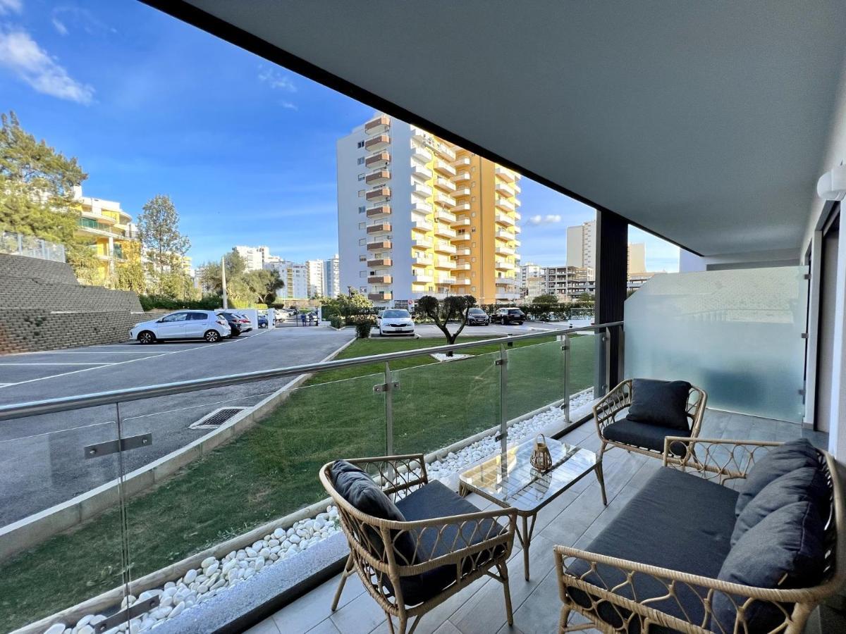 Praia Da Rocha Twins 2 With Pool By Homing Lägenhet Portimão Exteriör bild